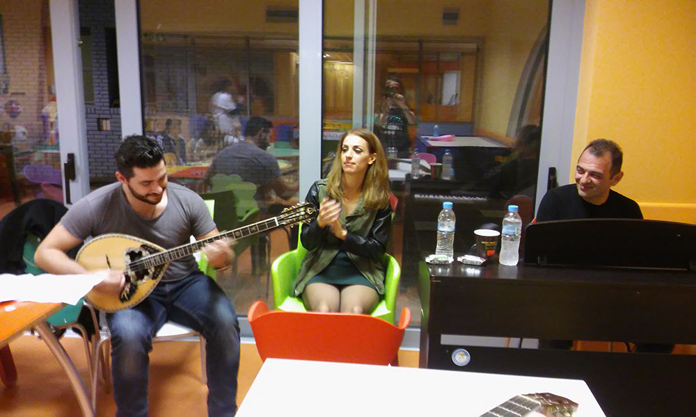 mousiko apogevma 14 11 2015